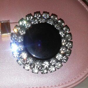 VINTAGE ART DECO BROOCH BLACK AND WHITE RHINESTONES IN EXCELLENT CONDITION